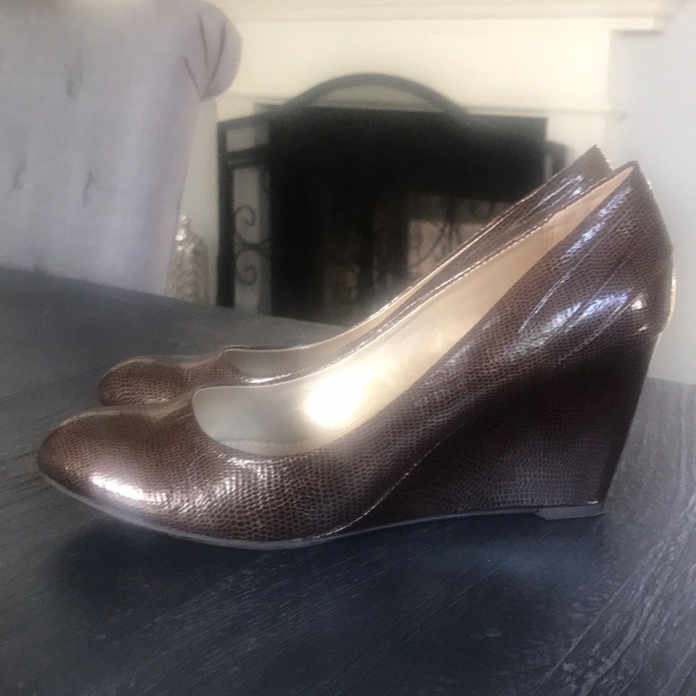 Brown Bandilino Wedges